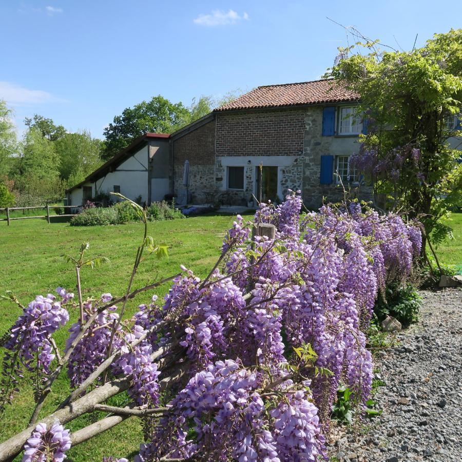 La Tuilerie Accommodation La Bazeuge Exterior foto